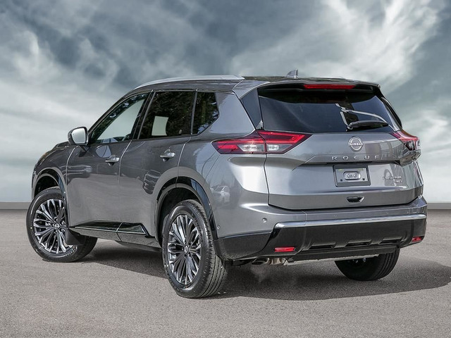 2024 Nissan Rogue Platinum | DEMO | FULLY LOADED | MOONROOF | in Cars & Trucks in City of Toronto - Image 4