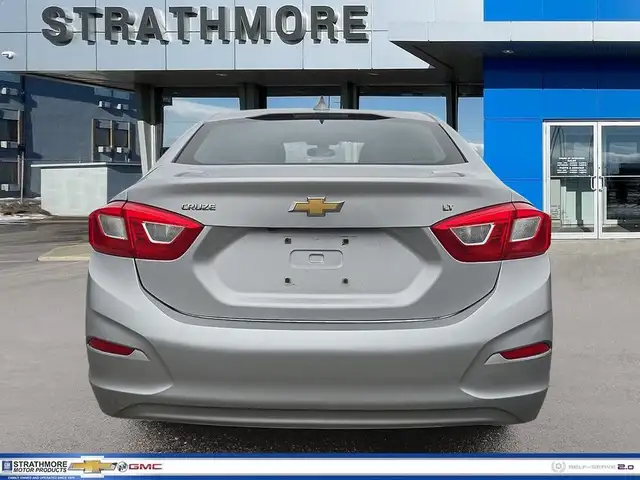 2017 Chevrolet Cruze in Cars & Trucks in Calgary - Image 6
