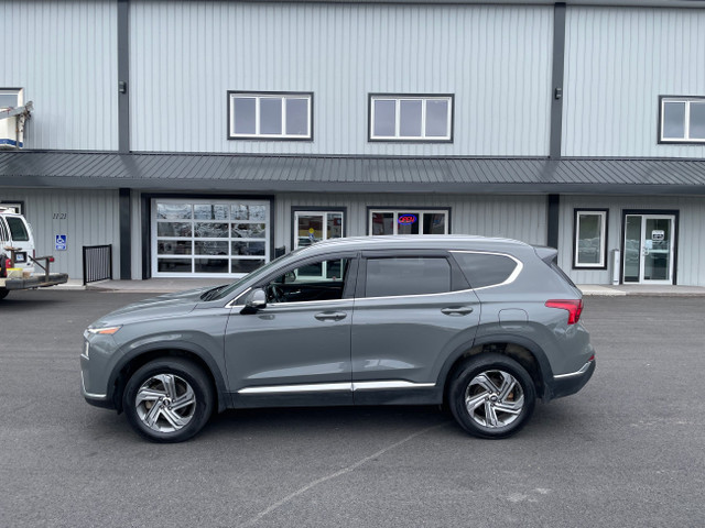 2022 Hyundai Santa Fe Preferred -Clean Carfax-Heated Seats- in Cars & Trucks in Annapolis Valley