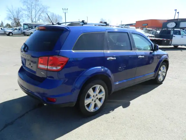 2012 Dodge Journey R/T EDITION ALL WHEEL DRIVE  in Cars & Trucks in Edmonton - Image 4