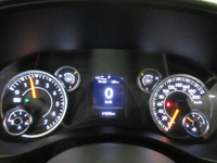RAM 1500 2022 eTORQUE CREW-CAB V-6 3.6 LITRES 4X4 BOITE 5.7 PIEDS / PUSH START / BLUETOOTH / CAMÉRA... (image 8)