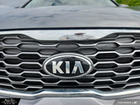 Engine: V6 Cylinder Engine 3.3L L/100Km City: 12.3 L/100Km Hwy: 9.5 Safety Equipment ABS And Driveli... (image 8)