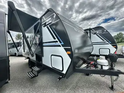 Keystone Bullet Classic travel trailer 1700BH highlights: Pass-Through Storage Full Bath 11' Awning...