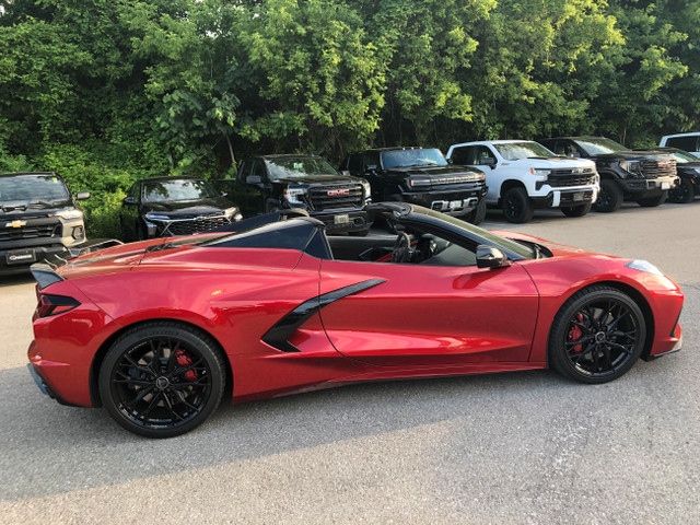 3LT|Z51|convertible|2024 Chevrolet Corvette in Cars & Trucks in London - Image 4