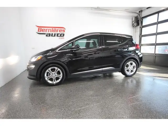 2021 Chevrolet Bolt EV in Cars & Trucks in Lévis - Image 2