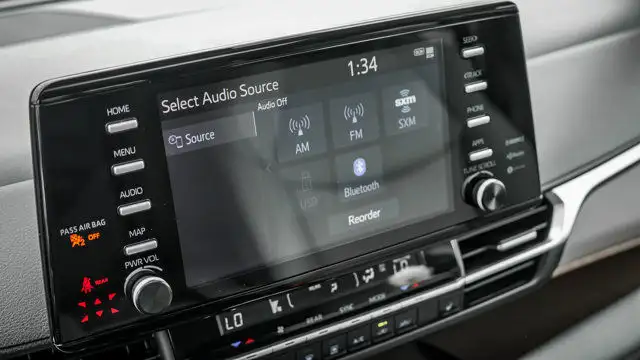 2023 Toyota Sienna XLE8-PASS | Leather | Sunroof | Heated Seats dans Autos et camions dans Guelph - Image 23