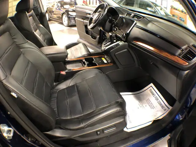 2020 Honda CR-V TOURING AWD LEATHER SUNROOF NAVI B/SPOT CAMERA dans Autos et camions dans Ville de Toronto - Image 33