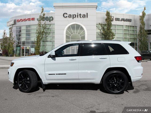 2021 Jeep Grand Cherokee Altitude | Accident Free Carfax in Cars & Trucks in Edmonton - Image 2