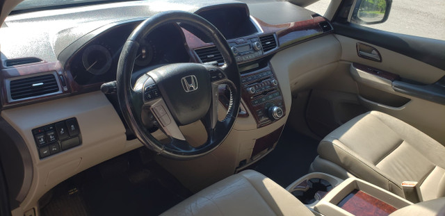 2011 Honda Odyssey TOURING !!! LEATHER !!! NAVIGATION !!! in Cars & Trucks in City of Toronto - Image 4