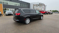 EXECUTIVE CROSSTOWN DEMO! This 2024 CHRYSLER VOYAGER LX has the following options Cloth Bucket Seats... (image 7)