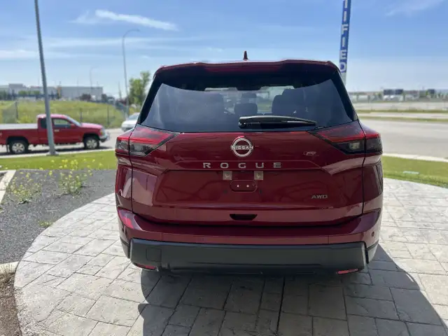 2024 Nissan Rogue dans Autos et camions dans Calgary - Image 4