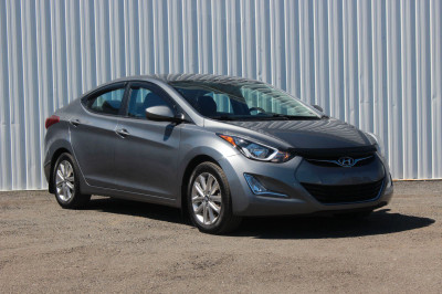 2016 Hyundai Elantra Sport | SunRoof | Cam | USB | HtdSeats | Bl