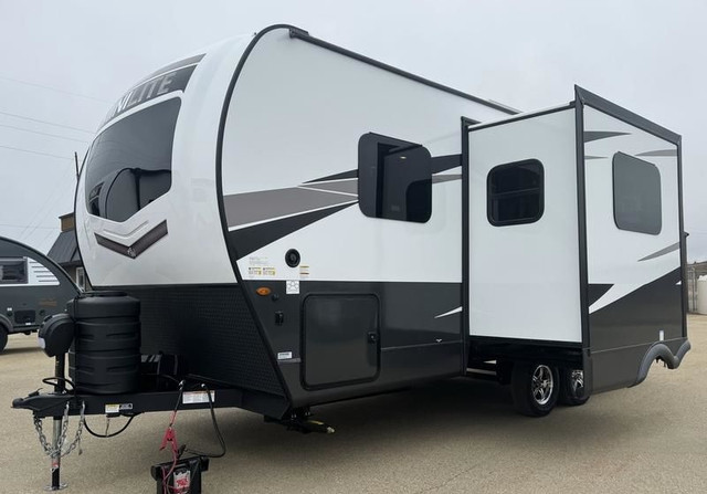 2024 Forest River Rockwood Mini Lite 2205S in Travel Trailers & Campers in Strathcona County - Image 3