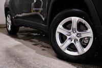 2023 JEEP COMPASS NORTH* 4X4* ROUES DE 17 POUCES* LONGERONS DE TOIT* HAYON MAINS-LIBRES* DEMARREUR A... (image 5)
