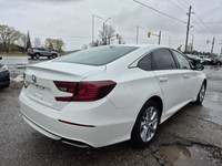2018 HONDA ACCORD LX (Comes Certified, Car Fax is Available) The 2018 Accord LX is a roomy, efficien... (image 2)
