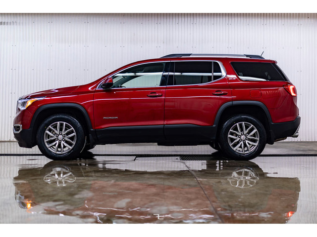 2019 GMC Acadia AWD SLE PSeat BCam in Cars & Trucks in Calgary - Image 3