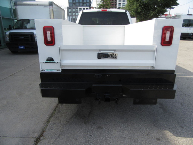  2021 Ford F-350 GAS 4X4 CREW NEW SERVICE UTILITY BODY/ 2 IN STO in Cars & Trucks in Markham / York Region - Image 4