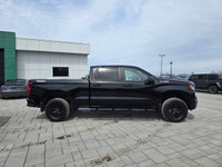 2024 Chevrolet Silverado 1500 LT Trail Boss with the 3.0L Duramax Diesel and only 11,000kms! Clean h... (image 3)