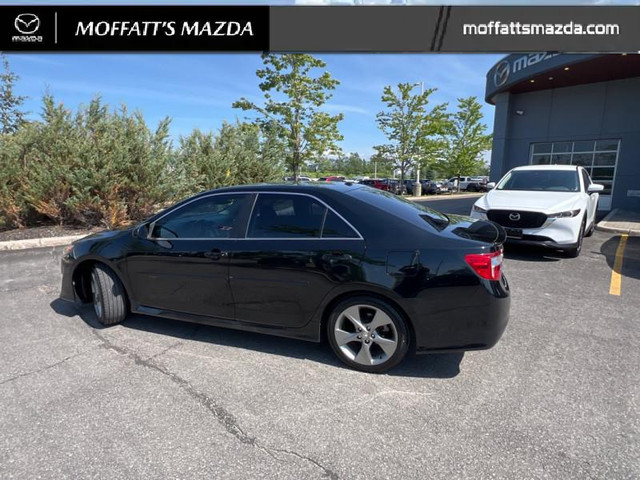 2014 Toyota Camry SE in Cars & Trucks in Barrie - Image 3