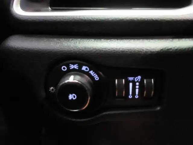 CHRYSLER PACIFICA 2018 LIMITED S GPS NAVIGATION CUIR TOIT PANO T in Cars & Trucks in Lévis - Image 10