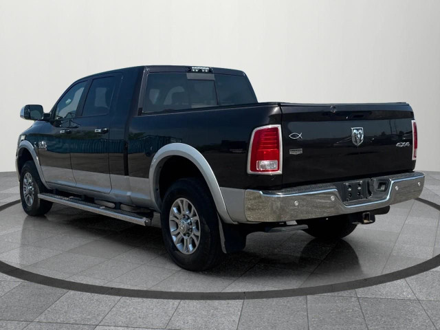 2016 RAM 3500 Laramie Rare Mega Cab|| 6.7 Cummins Motor|| Lar... in Cars & Trucks in Mississauga / Peel Region - Image 4
