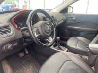 À voir! / Come see it! TRÈS BIEN ÉQUIPÉ / VERY WELL EQUIPPED. Version Trailhawk Elite 4x4, Toit pano... (image 4)