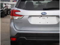 2022 SUBARU FORESTER TOURING - NO ACCIDENTS - BC VEHICLE - BACKUP CAMERA - HEATED FRONT SEATS - SUNR... (image 8)