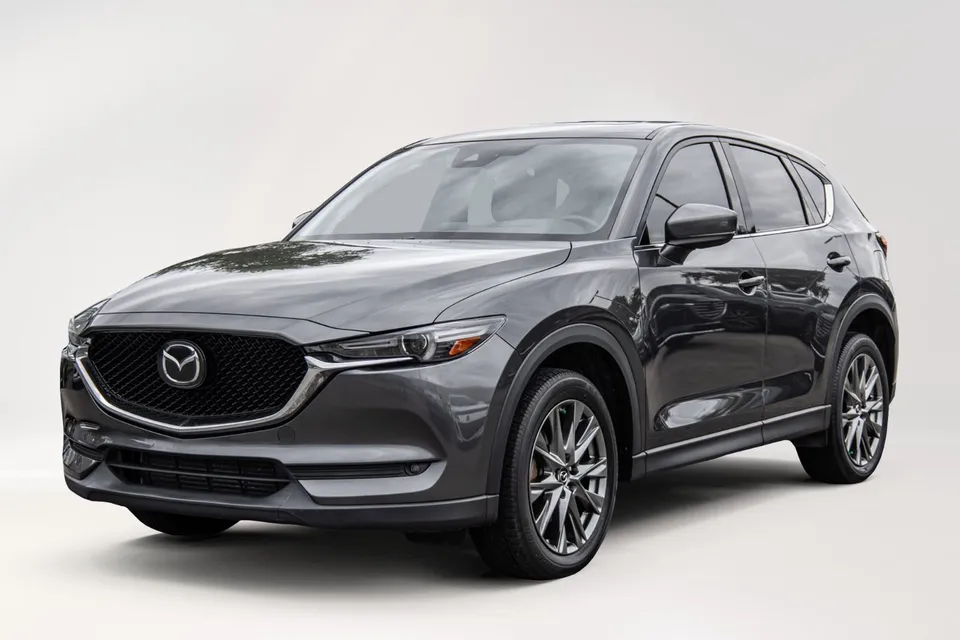 2019 Mazda CX-5 Signature AWD Apple Carplay / Android Auto Top
