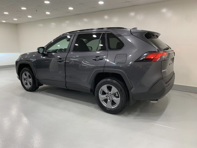 2022 Toyota RAV4 XLE * Sunroof * in Cars & Trucks in Regina - Image 4