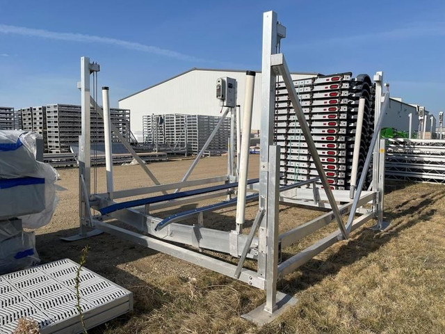 2025 ShoreMaster 7010 Integrated Boat Lift - 24V System in Powerboats & Motorboats in Edmonton - Image 3