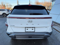 Le Hyundai Kona 2024 version Preferred AWD Trend Toit Cuir Mags Bluetooth est un VUS compact alliant... (image 5)
