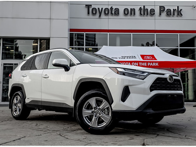 2025 Toyota RAV4 Hybrid XLE AWD in Cars & Trucks in City of Toronto - Image 2