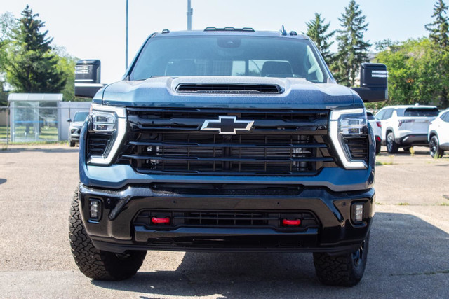 2025 Chevrolet Silverado 3500 SRW 4WD LTZ CRE in Cars & Trucks in Edmonton - Image 3