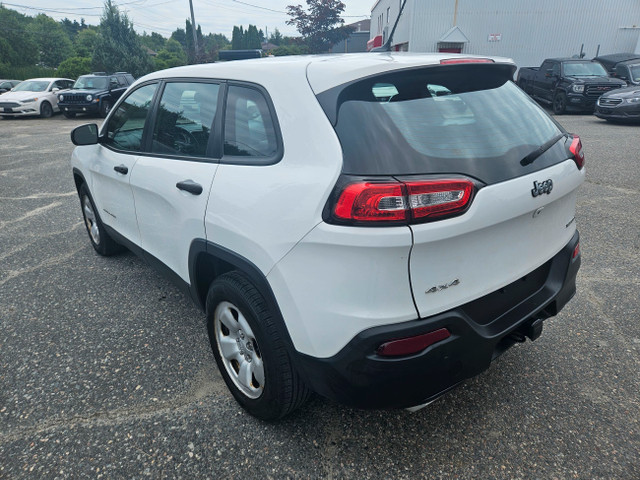 2017 Jeep Cherokee Sport in Cars & Trucks in Sudbury - Image 4