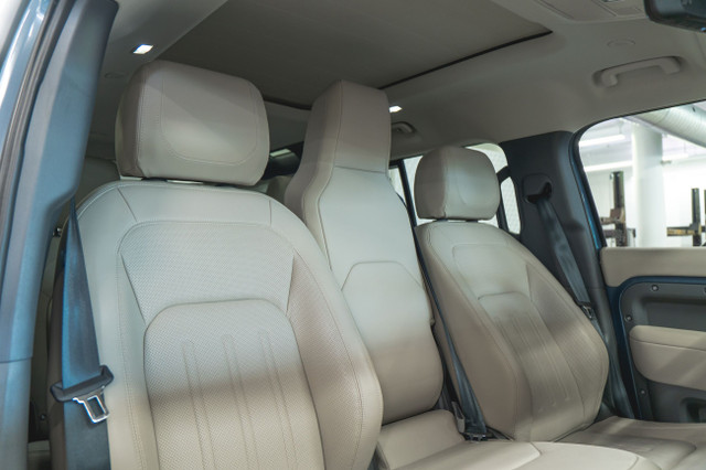 2022 Land Rover Defender 110 SE AWD *CARPLAY, HITCH, 6 PASSAGERS in Cars & Trucks in Laval / North Shore - Image 4