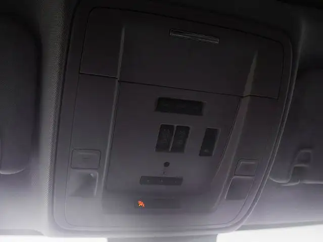2015 GMC Sierra 1500 Denali 6.2L dans Autos et camions dans Comté de Strathcona - Image 30
