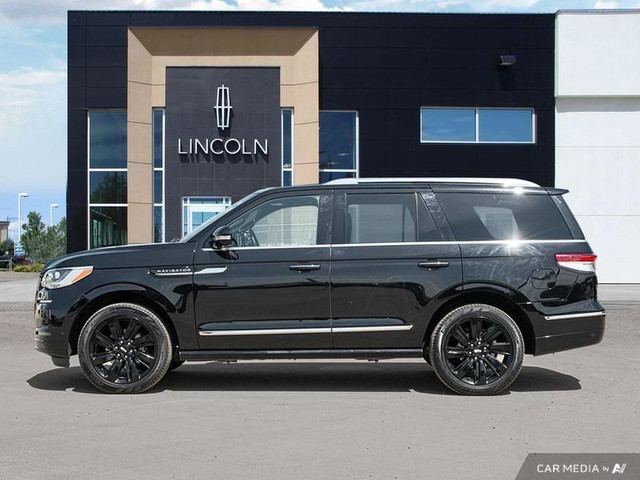 2023 Lincoln Navigator Reserve in Cars & Trucks in Edmonton - Image 3