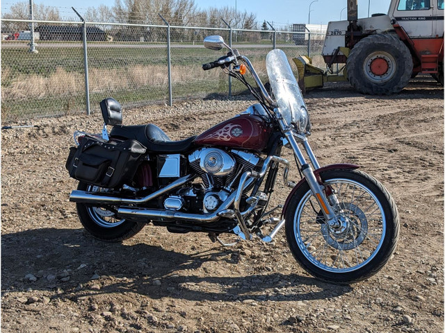 2004 Harley Davidson Wide Glide Fxdwgi Motorcycle Dyna in Street, Cruisers & Choppers in Edmonton - Image 2