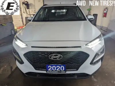 2020 Hyundai Kona Essential  AWD  NEW TIRES & BRAKES!!