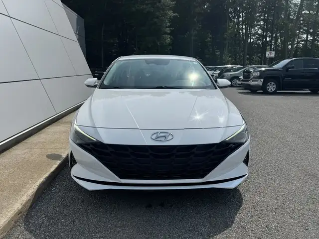 Hyundai Elantra Preferred 2021 Caméra de recul écran tactile siè in Cars & Trucks in Trois-Rivières - Image 3