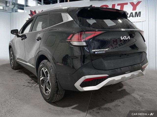 2023 Kia Sportage LX|APPLE CARPLAY|ANDROID AUTO in Cars & Trucks in Saskatoon - Image 4