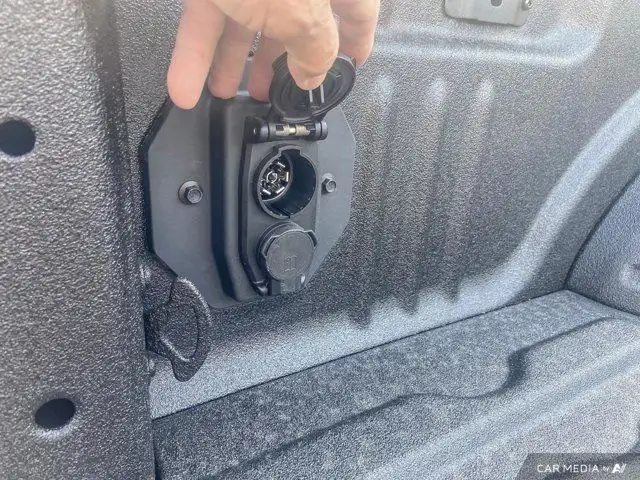 2025 Ford Super Duty F-350 SRW Platinum in Cars & Trucks in Brandon - Image 36