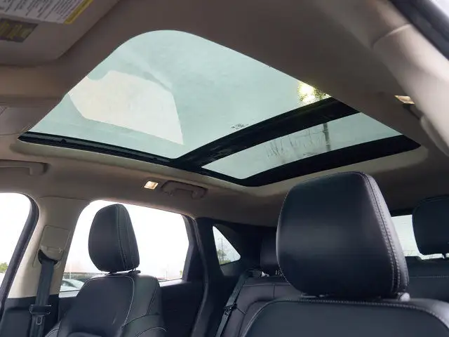 2020 Ford Escape SEL | Awd | Adaptive Cruise | Blindspot in Cars & Trucks in Edmonton - Image 20