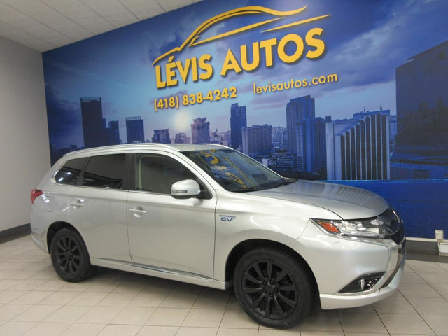 MITSUBISHI OUTLANDER PHEV 2018 SE S-AWC CUIR CHAUFFANT TOIT OUVR in Cars & Trucks in Lévis - Image 2