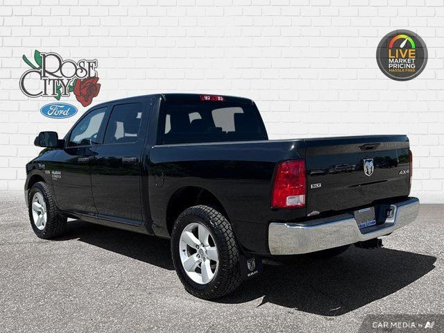 2021 Ram 1500 Classic SLT | 5.7L V8 HEMI | Cloth | Trailer Tow in Cars & Trucks in Windsor Region - Image 4