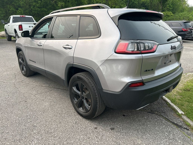 2022 Jeep Cherokee Altitude in Cars & Trucks in Ottawa - Image 4