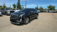 This Cadillac XT5 is equipped with: Leather Seating Surfaces w/Mini Perforated Inserts, Power moonro... (image 8)