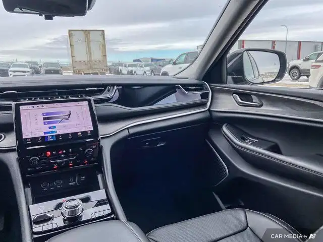 2022 Jeep Grand Cherokee 4xe | Leather | Luxury Tech | dans Autos et camions dans Grande Prairie - Image 16