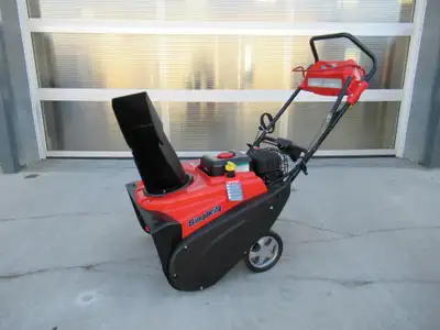 Limited Stock, Single Stage Walk Behind Snowblower, 9.50 Gross Torque 208cc Briggs Snow Series Engin...