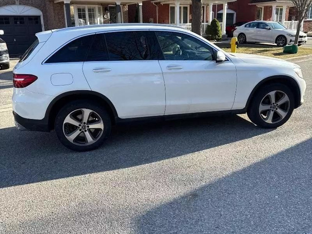 2018 MERCEDES-BENZ GLC GLC 300 - 4MATIC - NAVIGATION - TOIT OUVR in Cars & Trucks in City of Montréal - Image 2